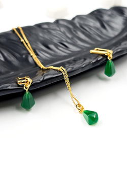 Комплект серьги и подвеска из натурального камня агат