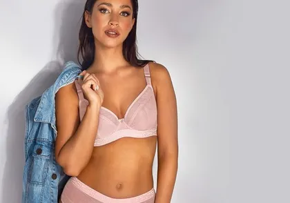 Какое нижнее белье должно быть у каждой девушки