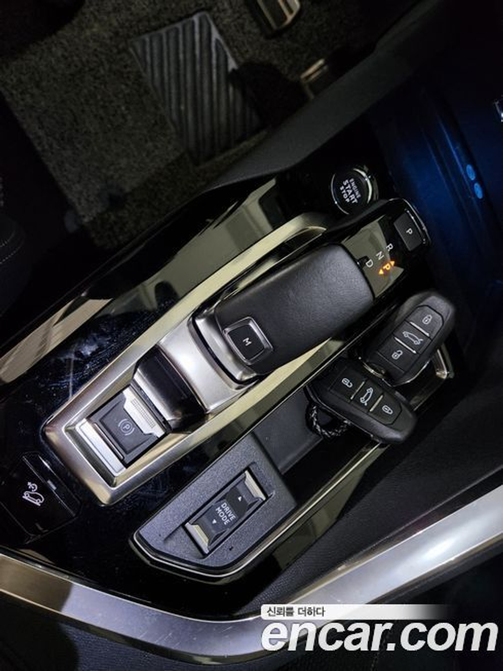 Peugeot 5008 2 Generation 1.2 Pure Tech GT (04.2022)