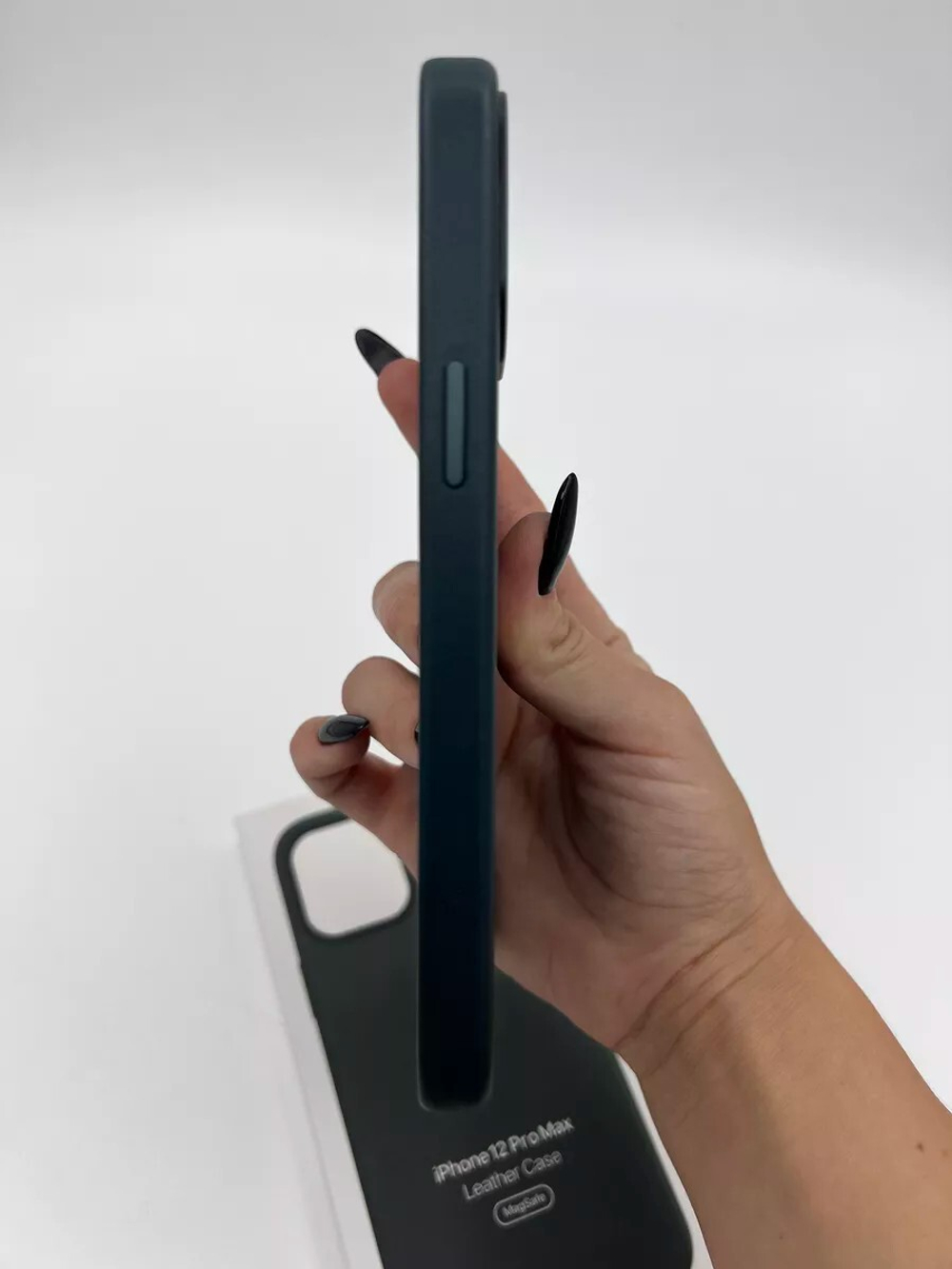 Кожаный чехол Leather Case iPhone 12 Pro Max, Seguoila Green Темно-Зеленый