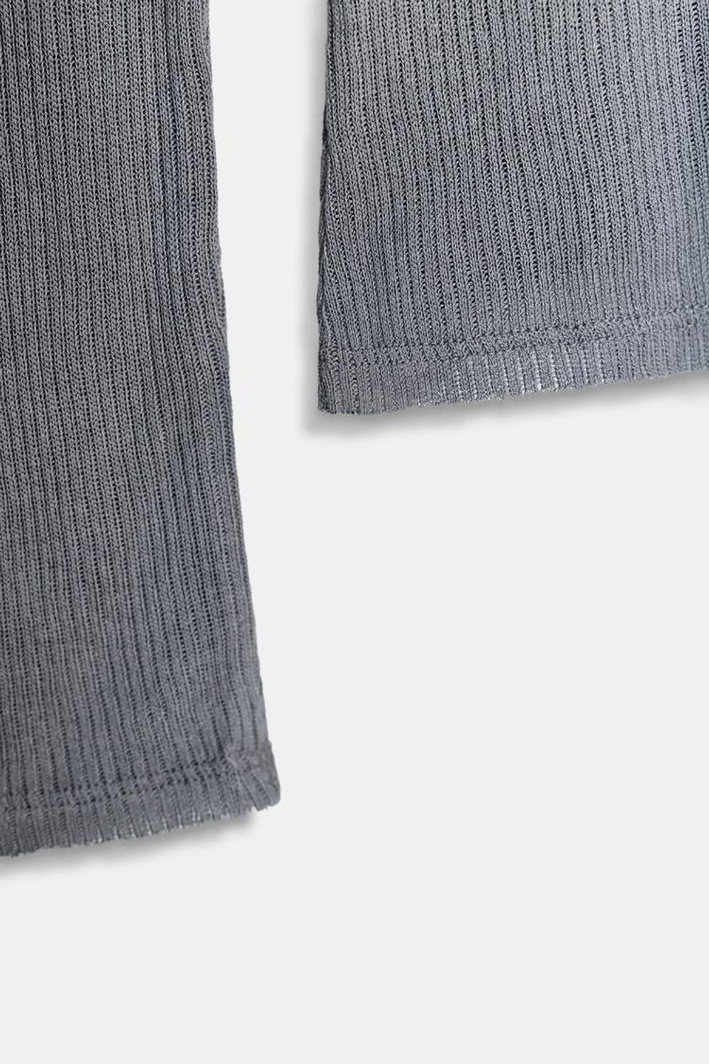 ZARA ТОП В РУБЧИК С ВОРОТНИКОМ-СТОЙКОЙ, ЖЕМЧУЖНО-СЕРЫЙ