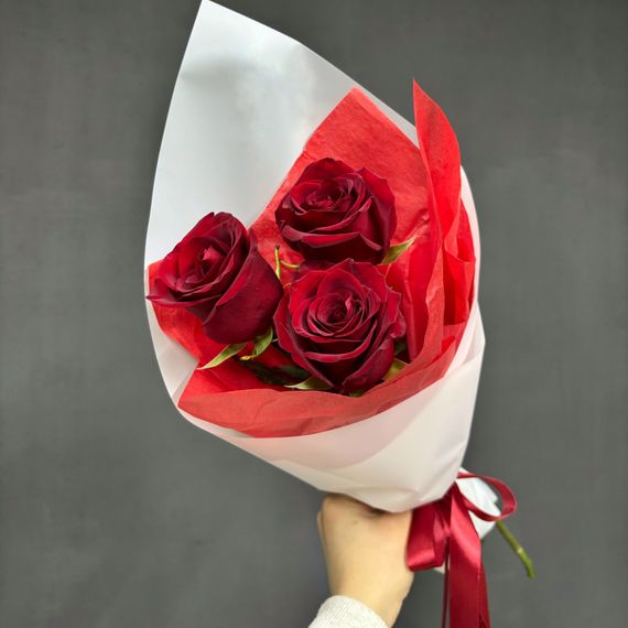Букет из 3 красных роз