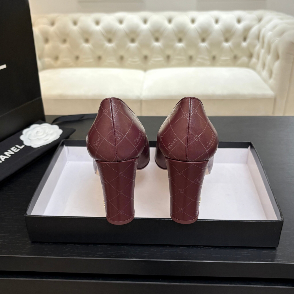 Chanel Pumps