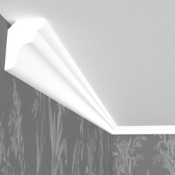 Плинтус потолочный из пенопласта.