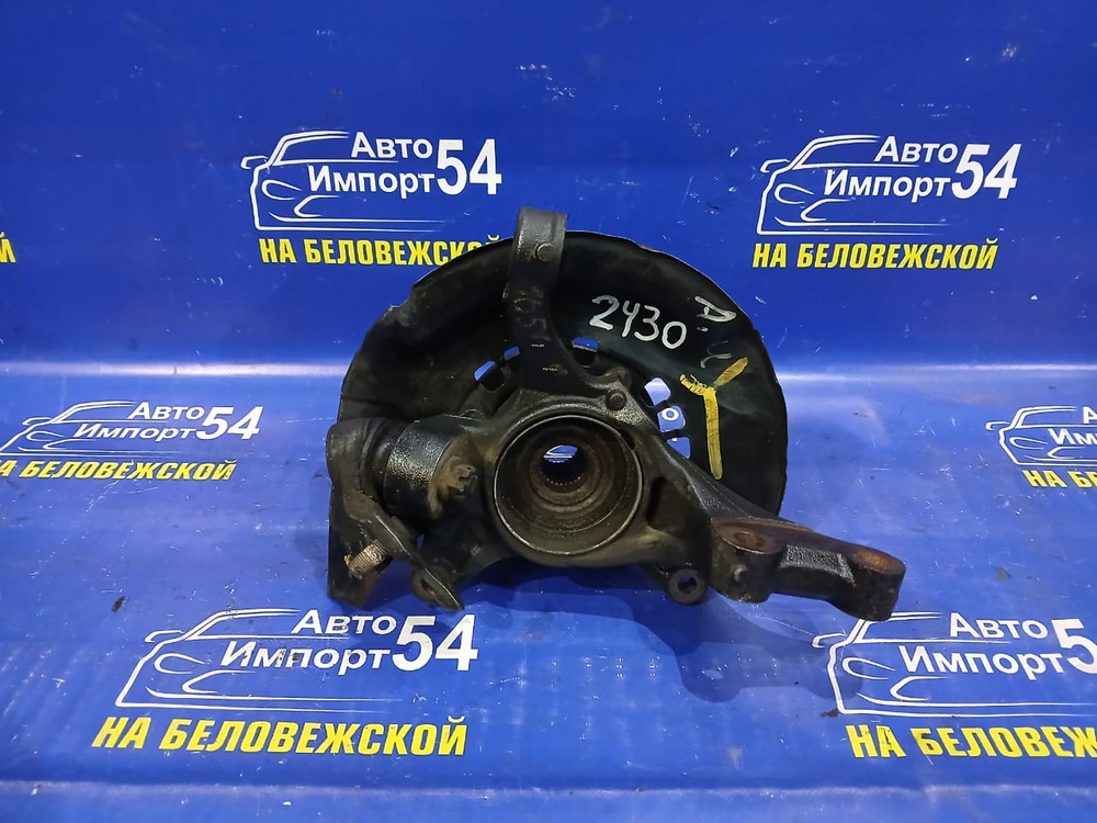 Ступица передняя левая TOYOTA ESTIMA 2002