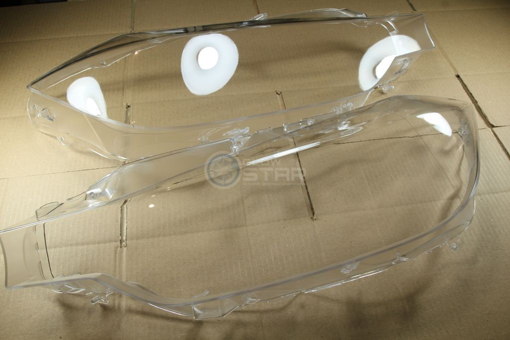 Стекло для фары BMW 3 series F30 рестайлинг LED (2016 - н.в.) левое (L), 1шт
