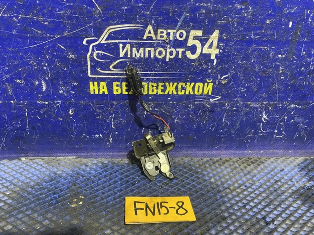 Замок багажника NISSAN PULSAR 1998