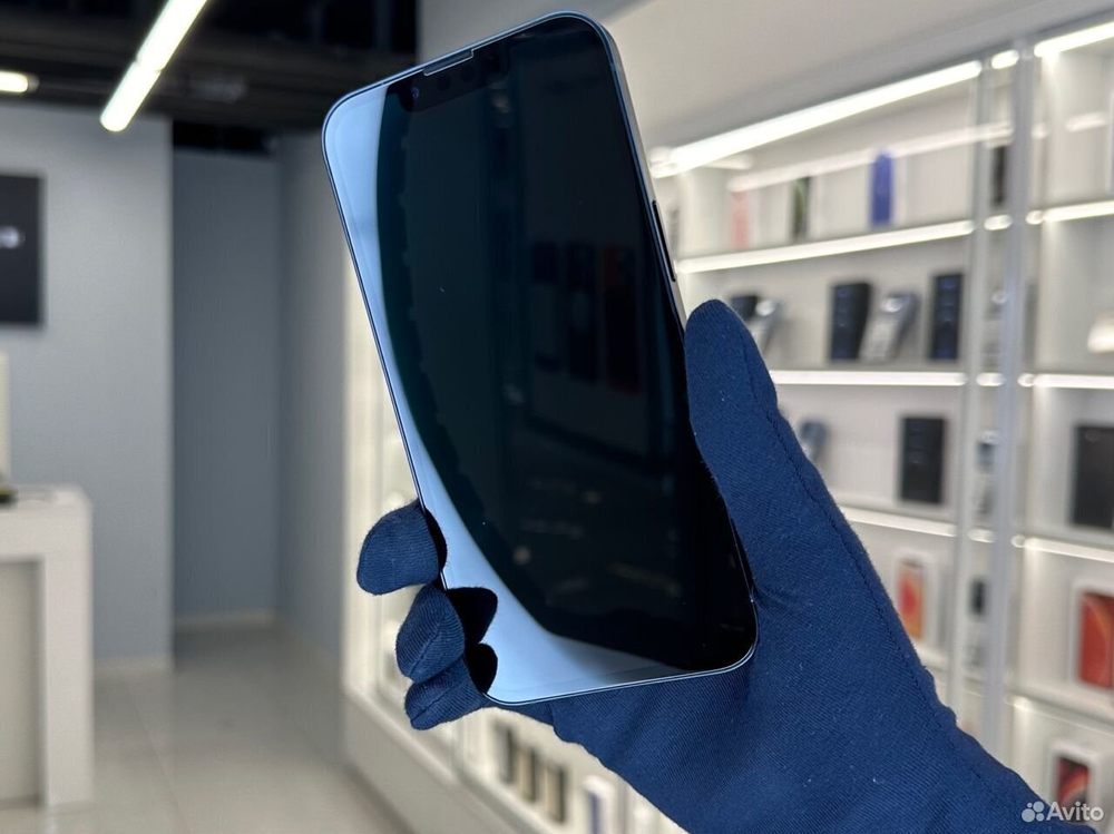 iPhone 13 256 ГБ б/у