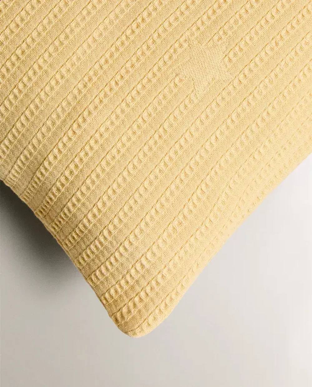 ZARA HOME НАВОЛОЧКА ДЛЯ ДЕКОРАТИВНОЙ ПОДУШКИ С РЕЛЬЕФНЫМ УЗОРОМ ЗВЕЗДЫ, ЛАЙМОВЫЙ