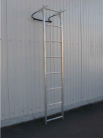 Лестница навесная алюминиевая со стальными кронштейнами MEGAL ЛНАстк - 4,5 (450)