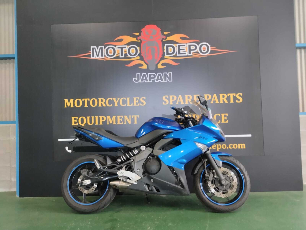 Kawasaki Ninja 400R 042989