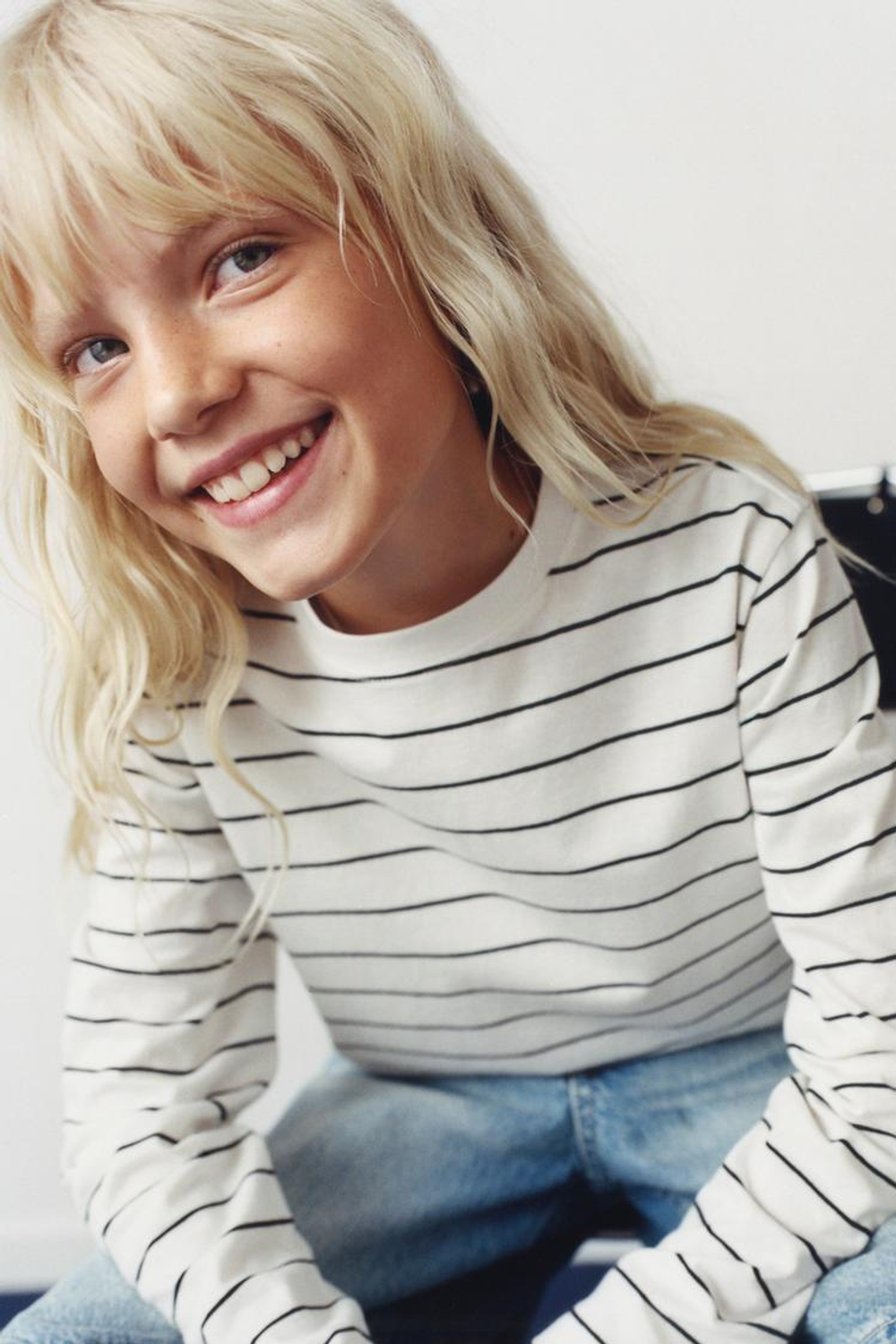 ZARA БАЗОВАЯ ФУТБОЛКА В ПОЛОСКУ, ПОЛОСКИ