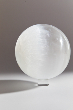 Шар из селенита XL