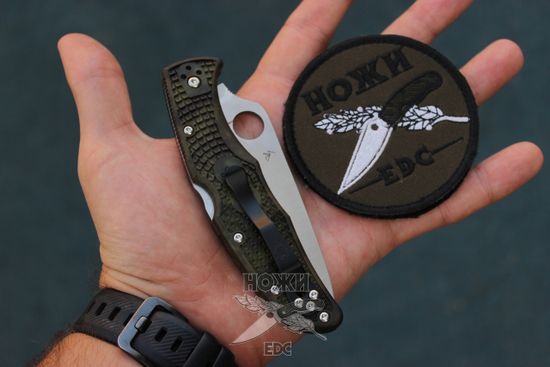Складной нож Spyderco Endura 4 Zome Green C10ZFPGR c клинком из стали VG-10, рукоять FRN