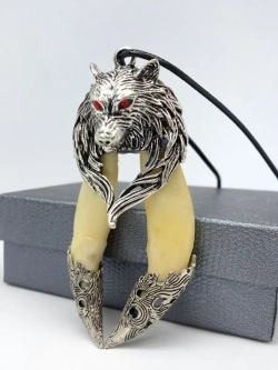 Защитный магический кулон амулет с настоящими Клыками Волка