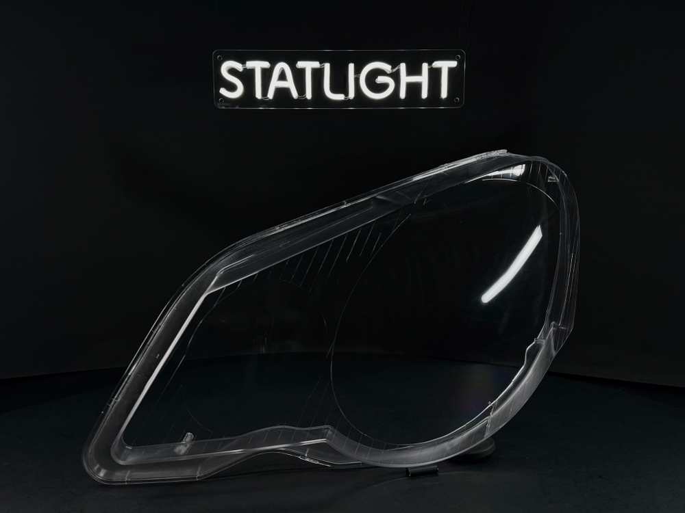 Левое стекло Volkswagen Polo 4 2005-2009