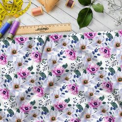 Ткань поплин поляна из белых и розовых цветов