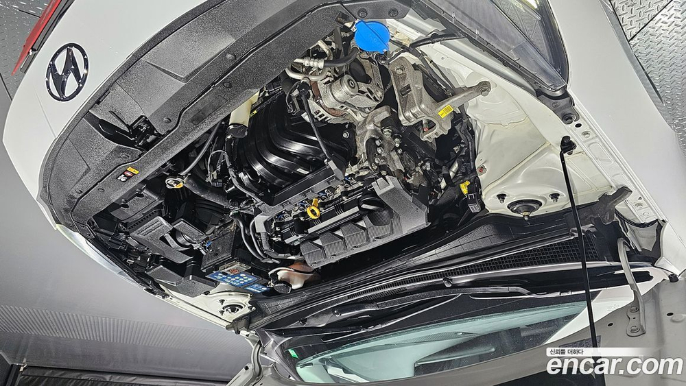 Hyundai Avante (CN7) 1.6 (06.2020)