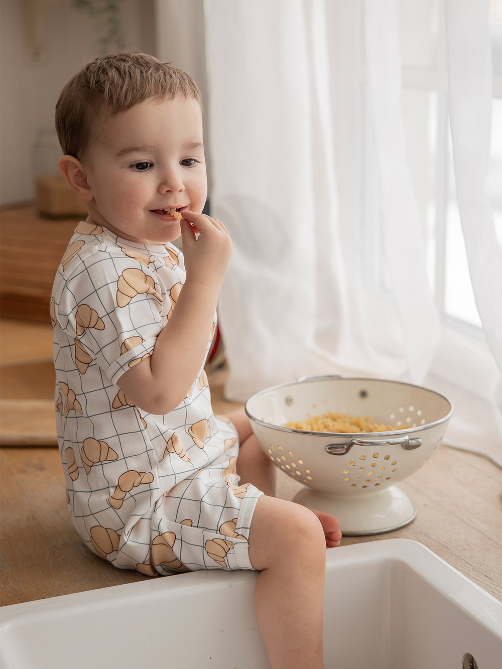 Песочник Mjölk Sleep and Play Круассаны