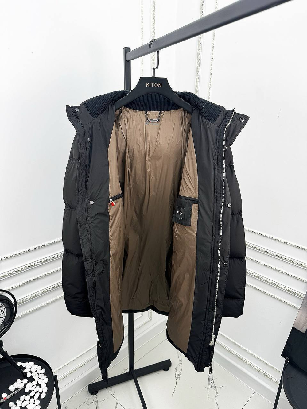 Пуховик Kiton