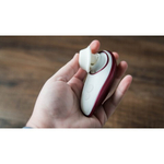 Бесконтактный клиторальный стимулятор Womanizer Liberty красный