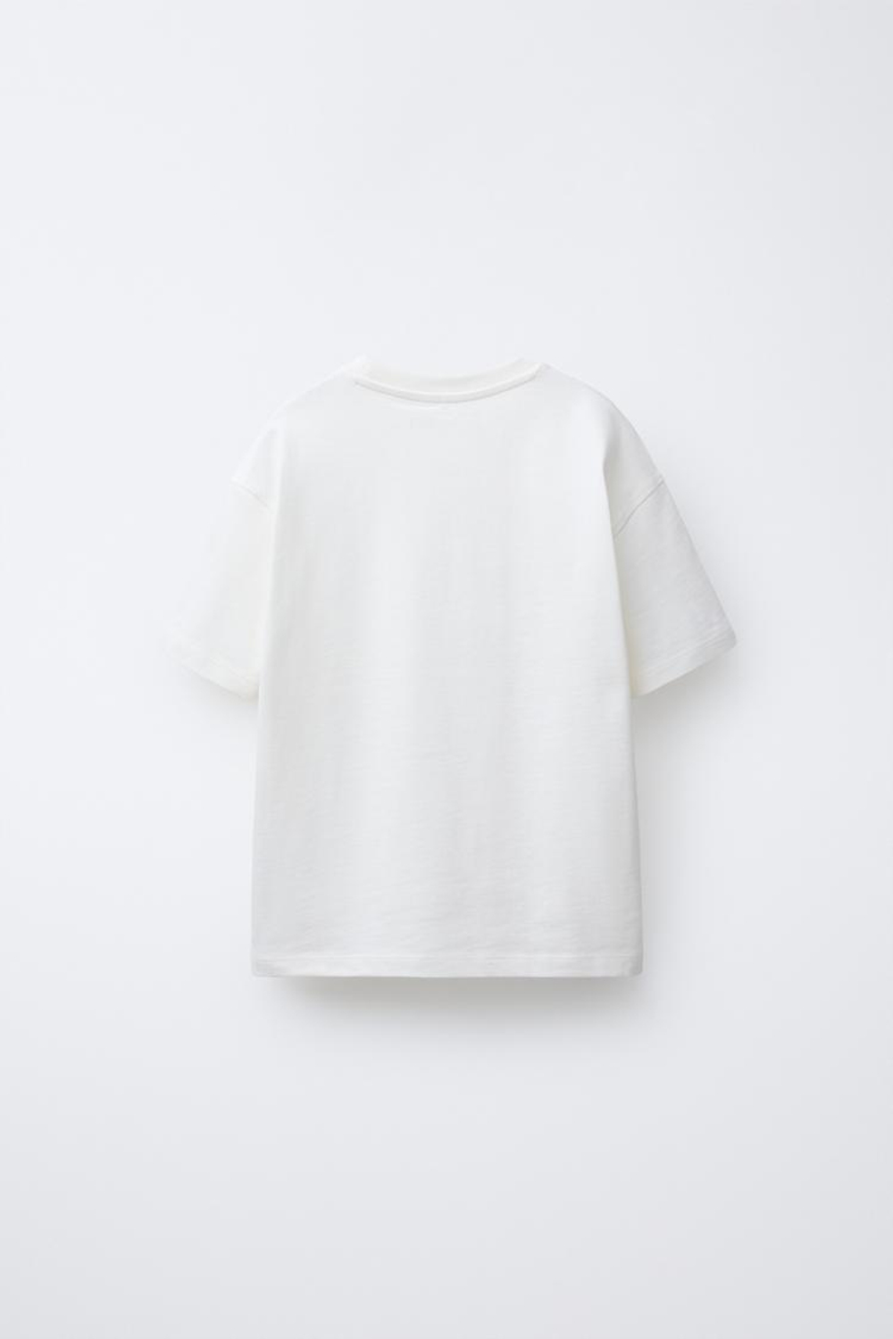 ZARA ФУТБОЛКА ИЗ ПЛОТНОЙ ТКАНИ С ВЫШИТОЙ НАДПИСЬЮ, ЭКРЮ