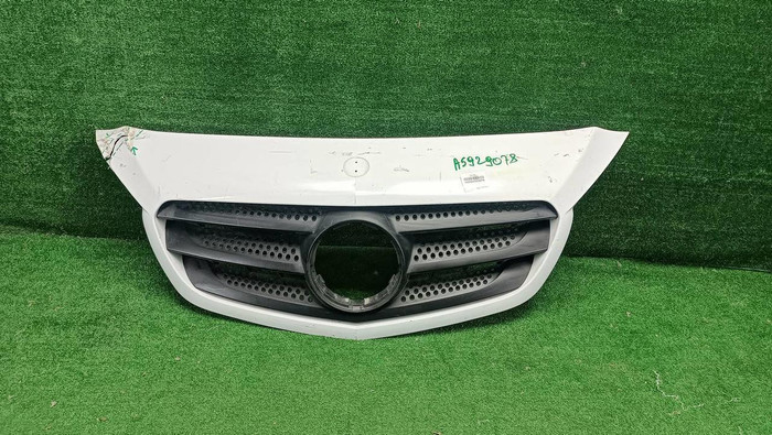 Решетка радиатора Mercedes Citan W415 (2012-2021)