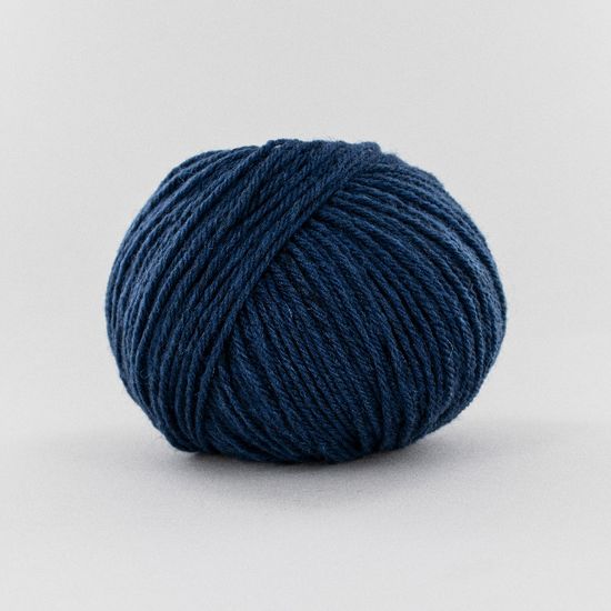 Пряжа FONTY Nimbus (100% французский меринос d'Arles и португальский меринос)