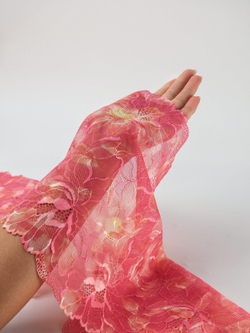 Эластичное кружево малиновое с желтым ширина 22 см