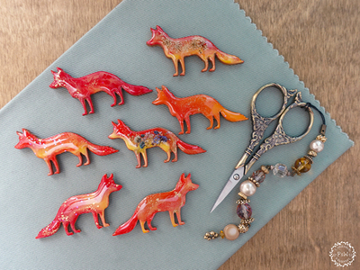 Магнит "Лисичка стоя"