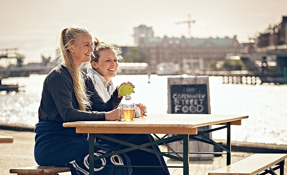 Емкость для заваривания чая с крышкой birdie swing чёрная