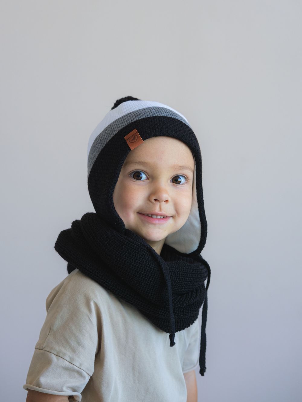 Шапка зимняя вязаная (Монохром) КОДИ