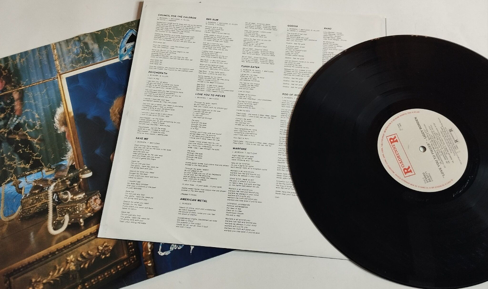 Винтажная виниловая пластинка LP Lizzy Borden Love You To Pieces (Germany 1985)