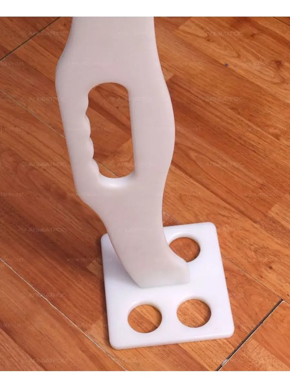 Фиксатор удочек для транспортировки