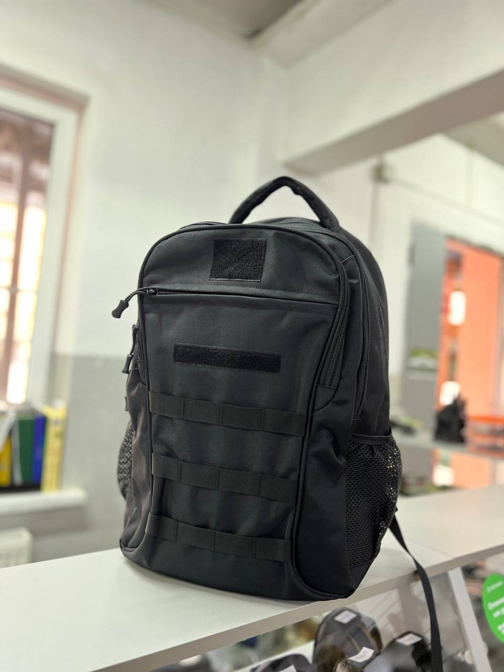 Тактический городской рюкзак с широкой ручкой / чёрный