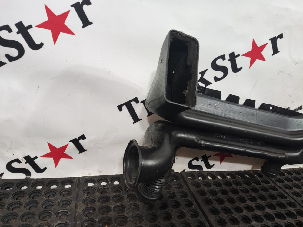 Воздуховод отопителя