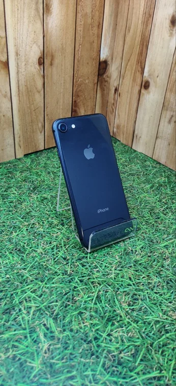 Смартфон Apple iPhone 8 64/Gb серый глянцевый (Витринный)