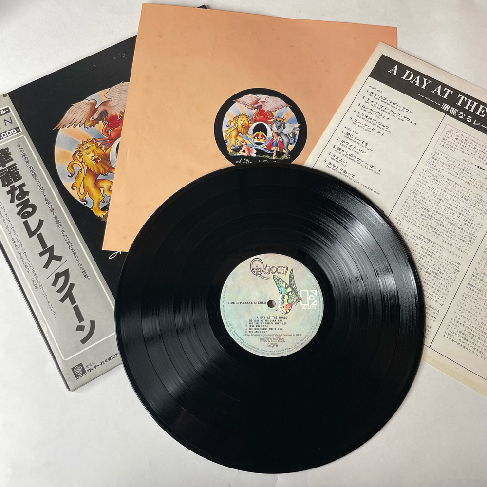 Винтажная виниловая пластинка LP Queen A Day At The Races (Япония 1981) (Оби)