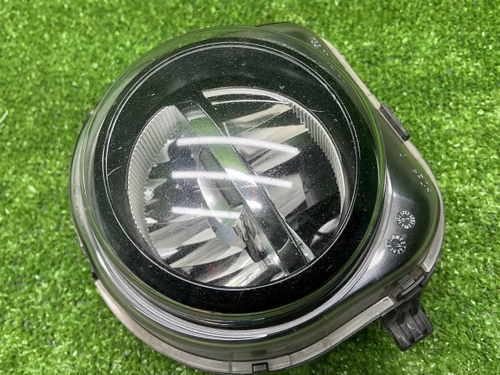 ПТФ левая BMW 5er F10 F11 (2013-2017) LED