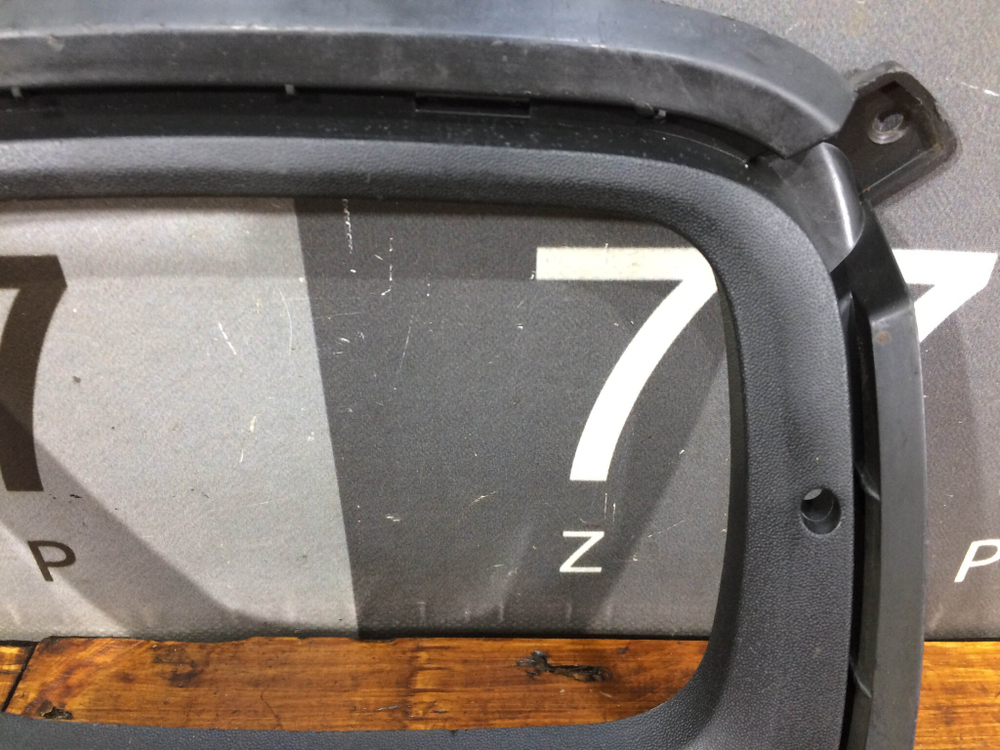 Накладка ПТФ левая Kia Sorento 2 (XM) 12-20 Б/У Оригинал 865232P510