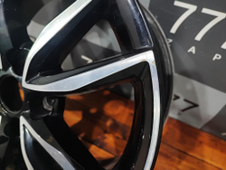 Диск литой R17 Toyota Camry (XV50) 11-18 Б/У Оригинал PW45705001