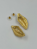 Серьги ракушки с кремовой эмалью Trifari