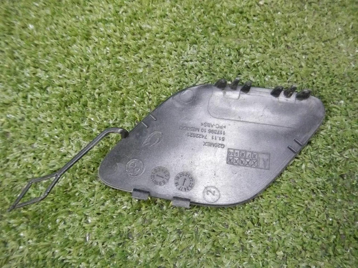 Заглушка буксировочного крюка BMW 3er G20 (2018-2022) Sport Line