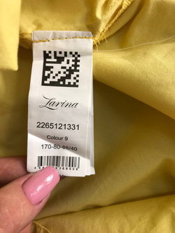 Блузка Zarina яркого цвета, визуально на 48/50 размер