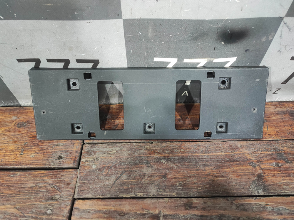 Площадка гос. номера Tank 300 20-нв Б/У Оригинал 2808100XKM01A