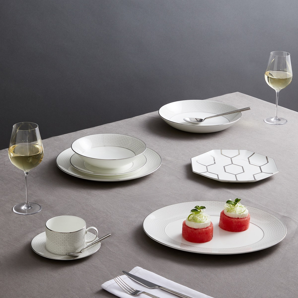 Wedgwood Gio Platinum 24 см глубокая / тарелка для пасты