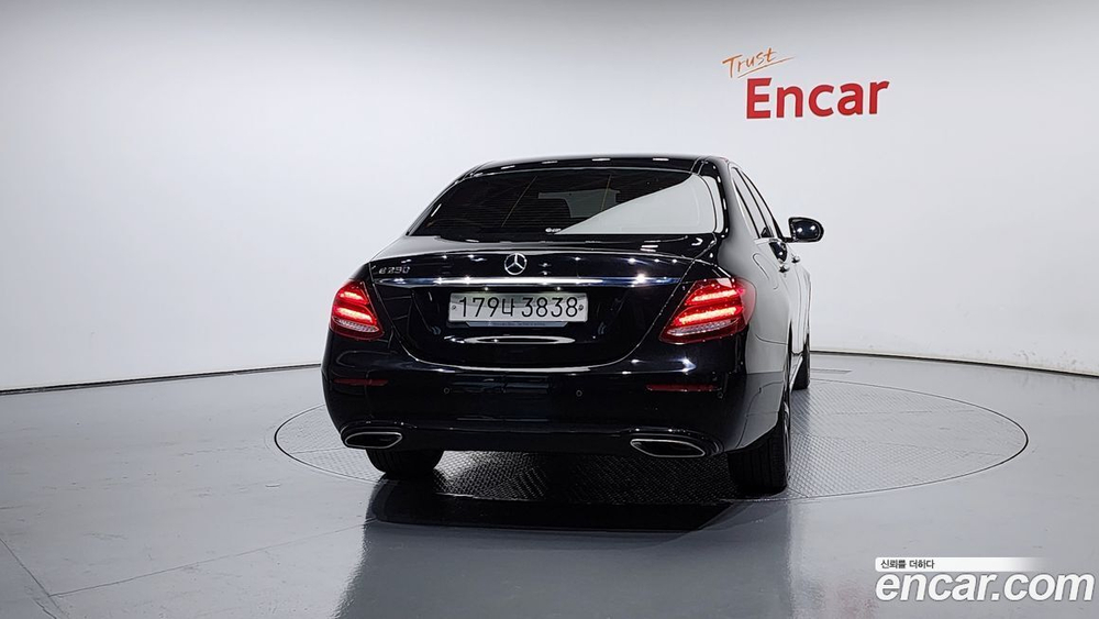 Mercedes-Benz E-Class W213 E250 Avangarde (02.2020)