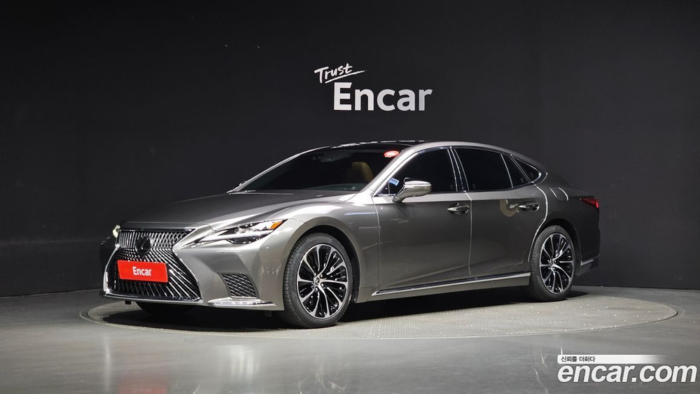 Lexus LS500 5 Generation 3.5 Luxury AWD (04.2022)