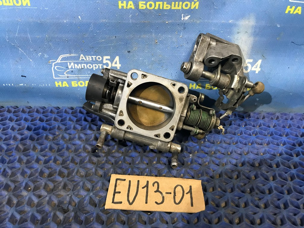 Дроссельная заслонка NISSAN BLUEBIRD 1993