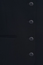 Приталенный жилет черный